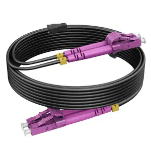 30m Gepanzerte Glasfaser-Kabel OM4 LC auf LC Duplex Multimode, LWL-Kabel für den